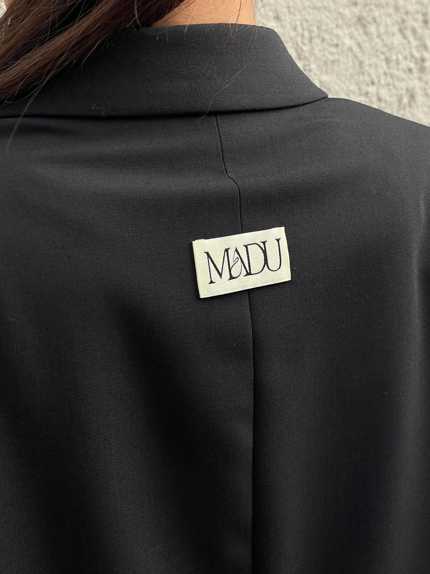 Blazer met spilt mouwen