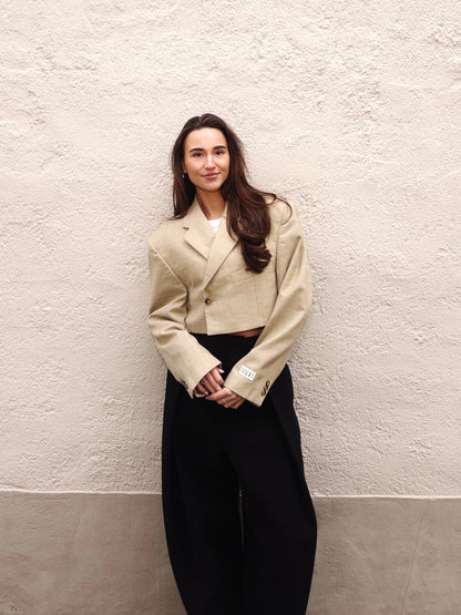 Cropped blazer