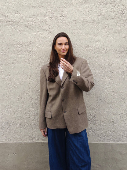 Asymmetrical blazer