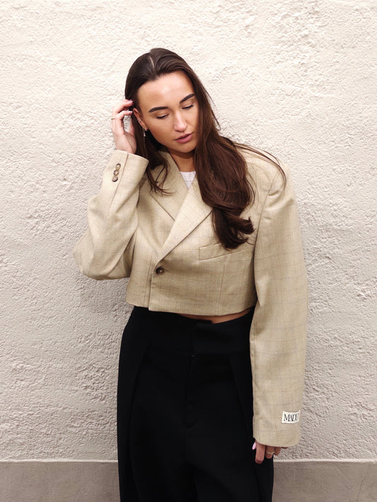 Cropped blazer