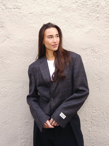 Cropped blazer