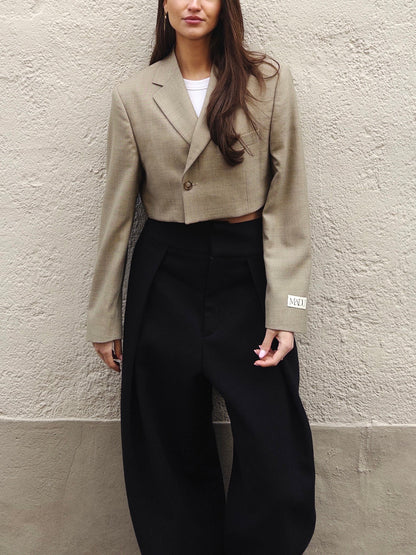 Cropped blazer