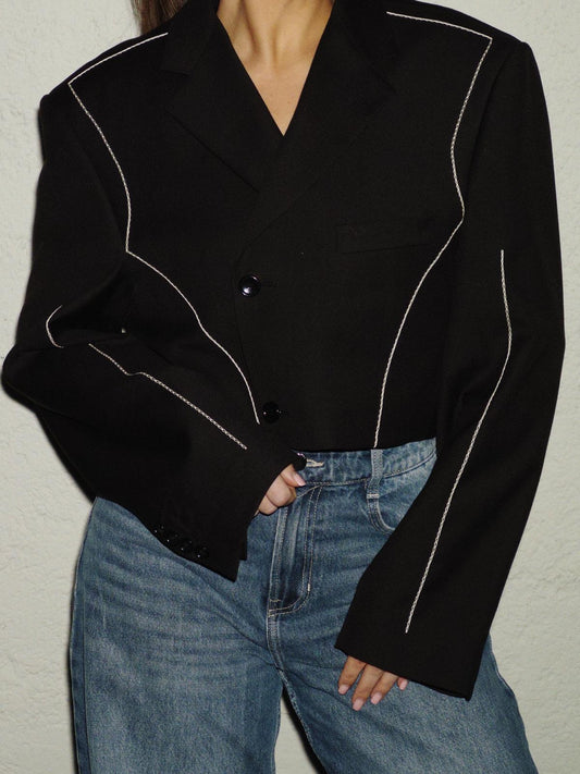 Korte blazer geborduurd