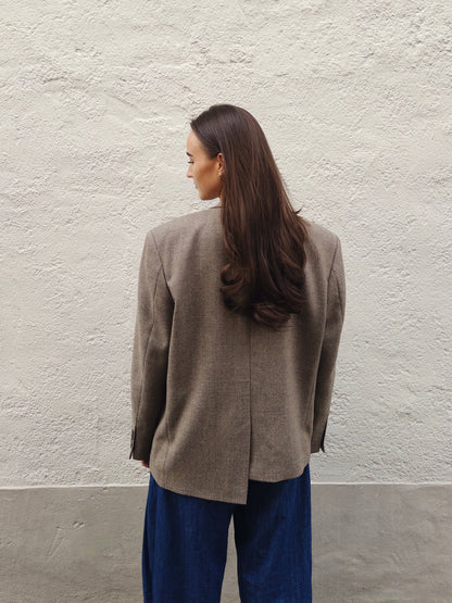 Asymmetrical blazer